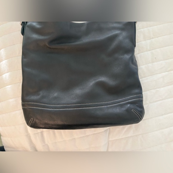 Coach 1414 Black Shoulder/Crossbody Leather Bag with Adjustable Strap - Picture 5 of 11